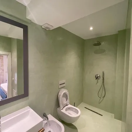 Azura Hotel Dhermi Dhërmi