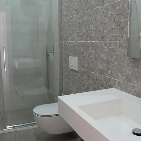 Guest House Dhermi Hotel *